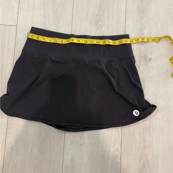 Vuori Women's Black Athletic Shorts skirt size xl - Picture 6 of 6